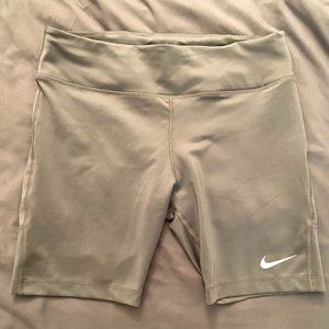 Nike Dri-Fit Women's Grey Shorts w/ Pockets! Large